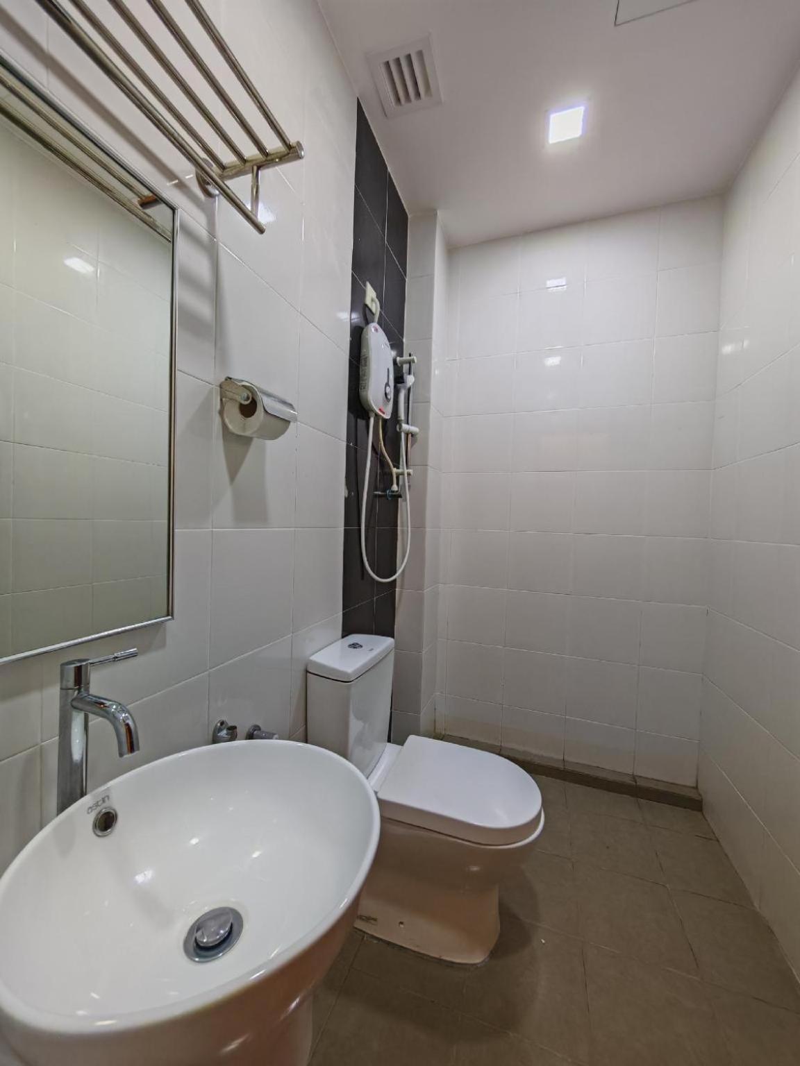 Citrine Hotel เซริอิสกันดาร์ ภายนอก รูปภาพ